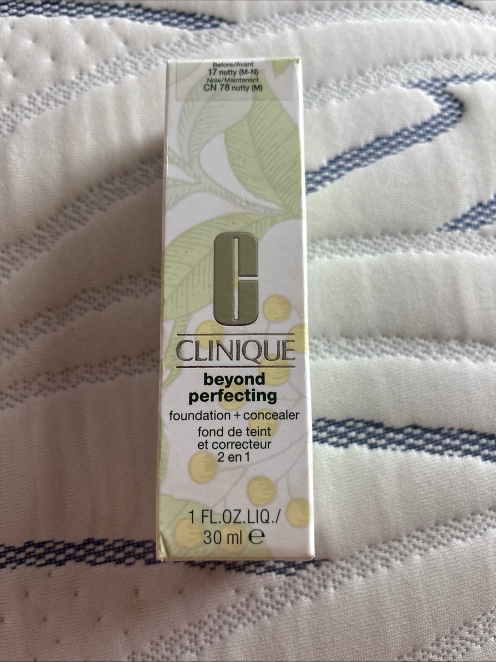 Clinique Beyond Perfecting Foundation + Concealer CN 78 Nutty (Light-Medium)